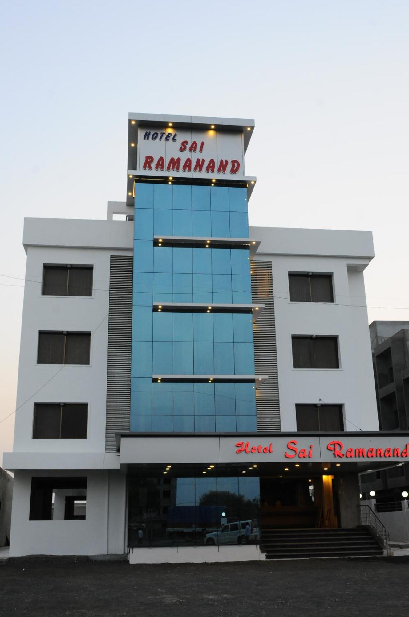 Hotel Sai Ramanand Ширди Екстериор снимка