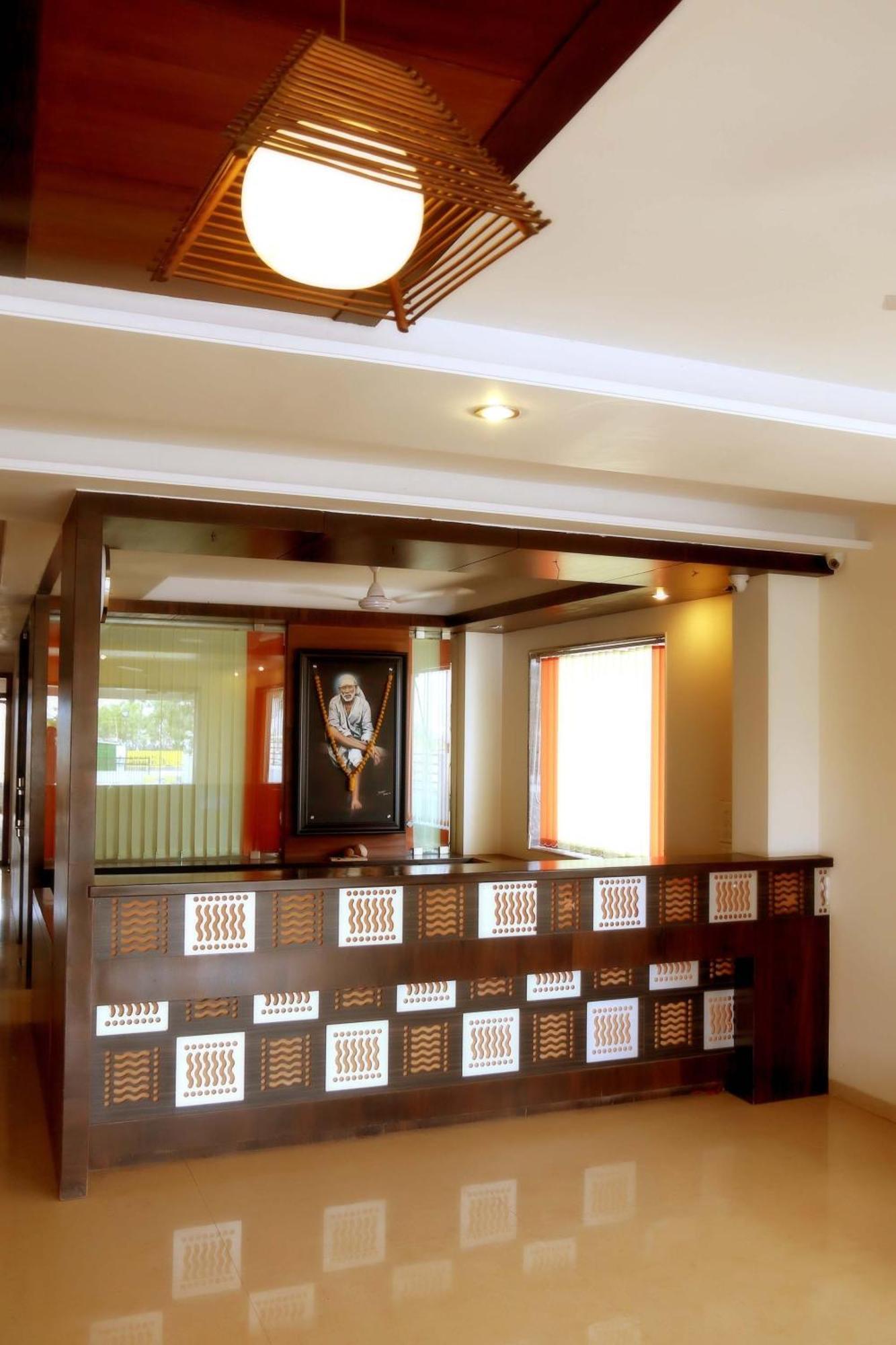 Hotel Sai Ramanand Ширди Екстериор снимка