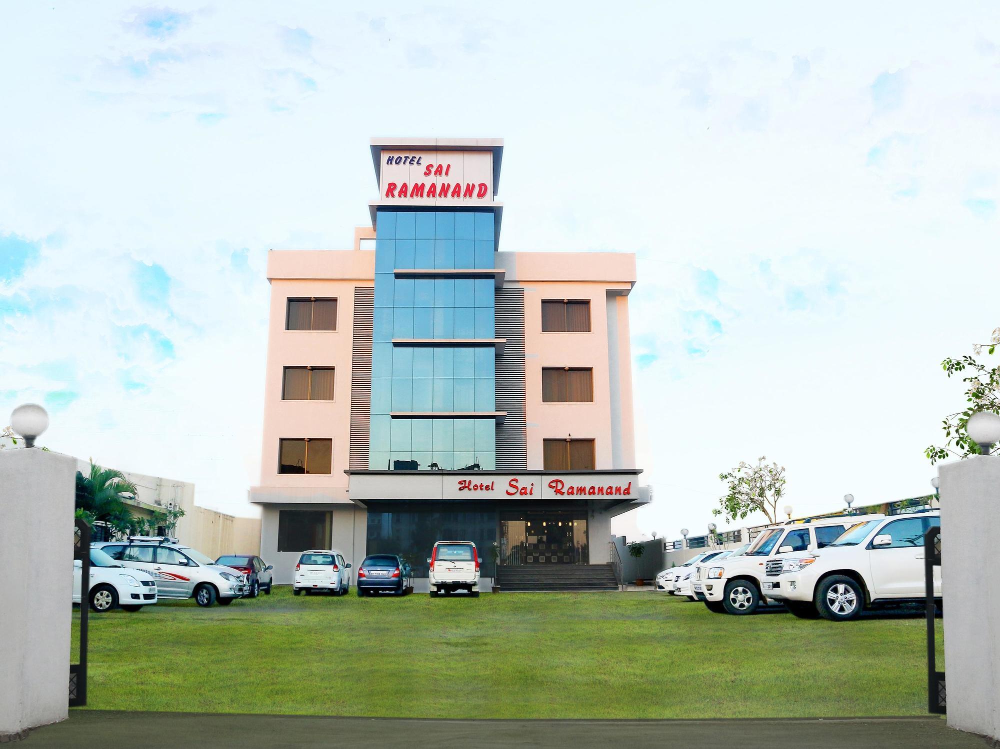 Hotel Sai Ramanand Ширди Екстериор снимка