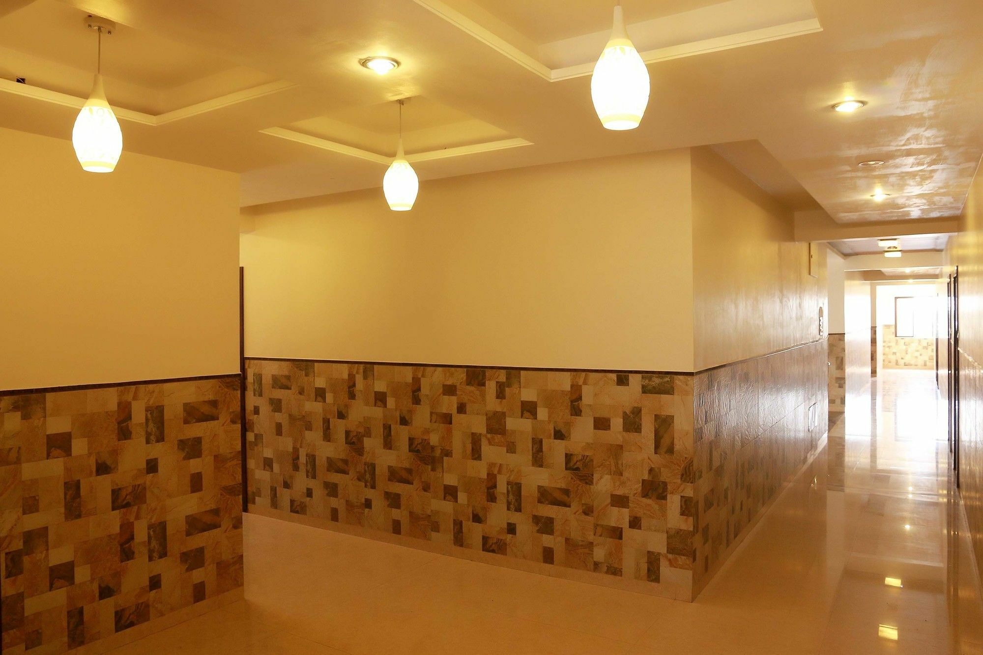 Hotel Sai Ramanand Ширди Екстериор снимка